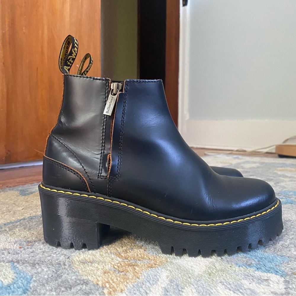 Rometty II Vintage Smooth Leather Chelsea Boots